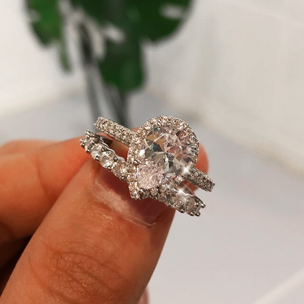 DazzlRing Handmade Halo 2 ct Pear Cut Wedding Set