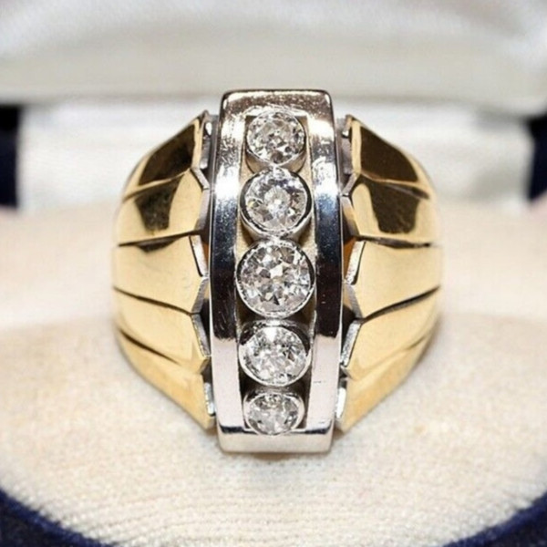2.5ctw Round Cut White Sapphire Decorated Strong Band Ring