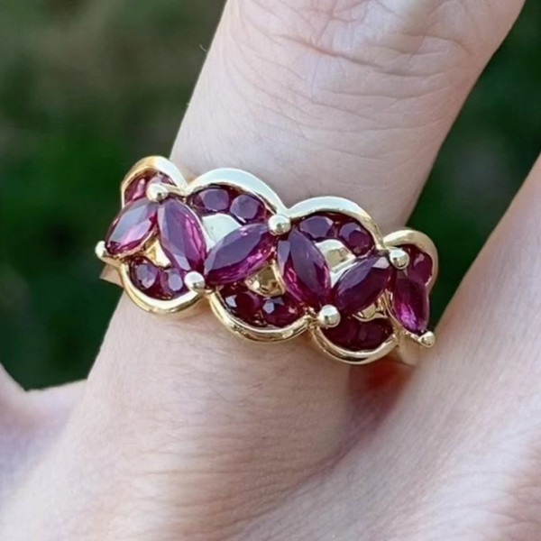 Vintage 2ctw Marquise Cut Ruby Band Ring