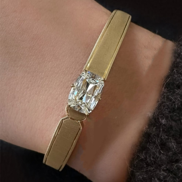 6ctw Cushion Cut White Sapphire Bangle Bracelet