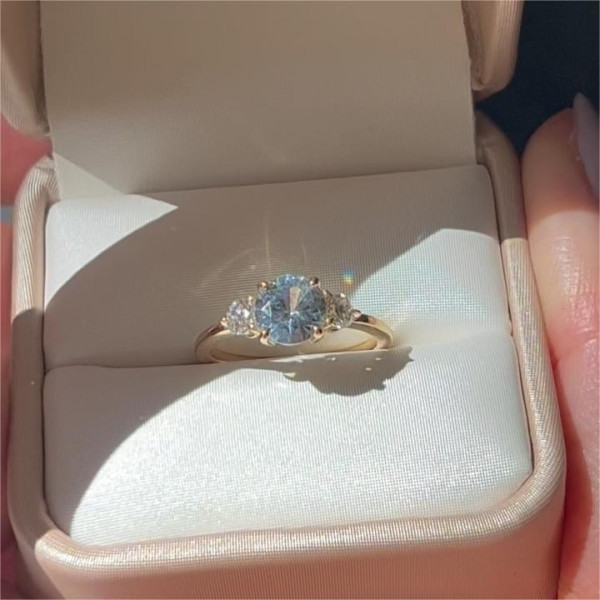 2ct Round Cut Light Blue Sapphire Ring