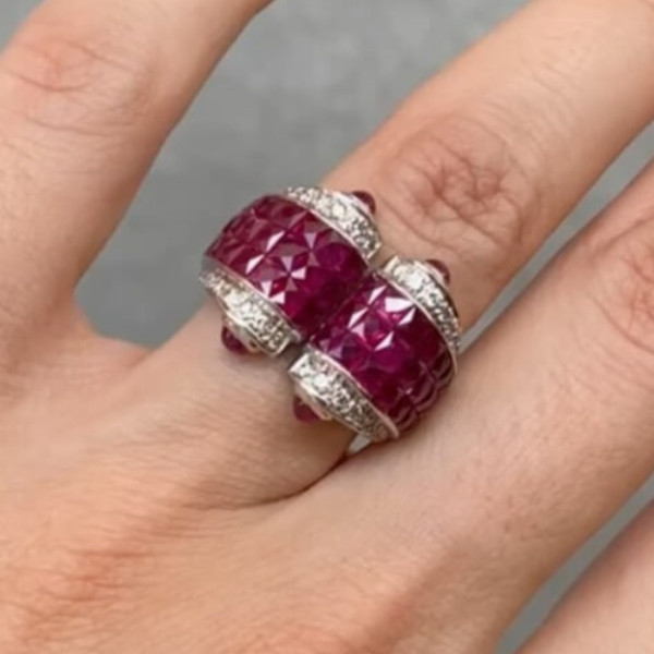 6.5ctw Asscher Cut Ruby Invisible Set Band Ring