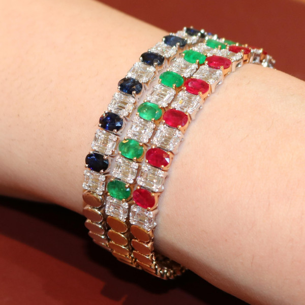 18ctw Oval Cut Sapphire Ruby Emerald Bangle Bracelet