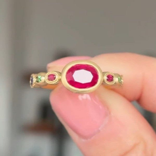 1.5ctw Oval Cut Ruby Roman Style Ring