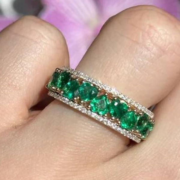 3.99ctw Heart Cut Emerald Vintage Eternity Band